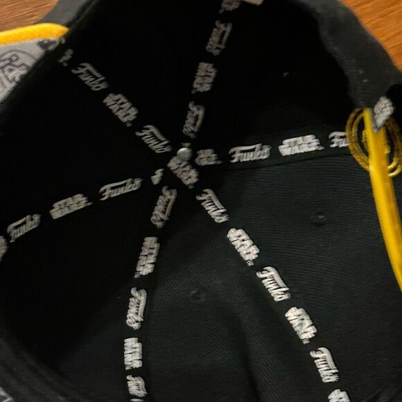 Star Wars C-3PO Snap Back Hat Funko POP Programmed for Etiquette NEW - Picture 6 of 7